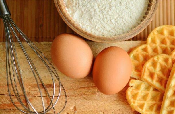 Does sourdough bread have eggs in it?